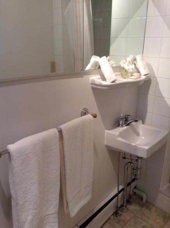 B&B De La Traverse Levis Room photo